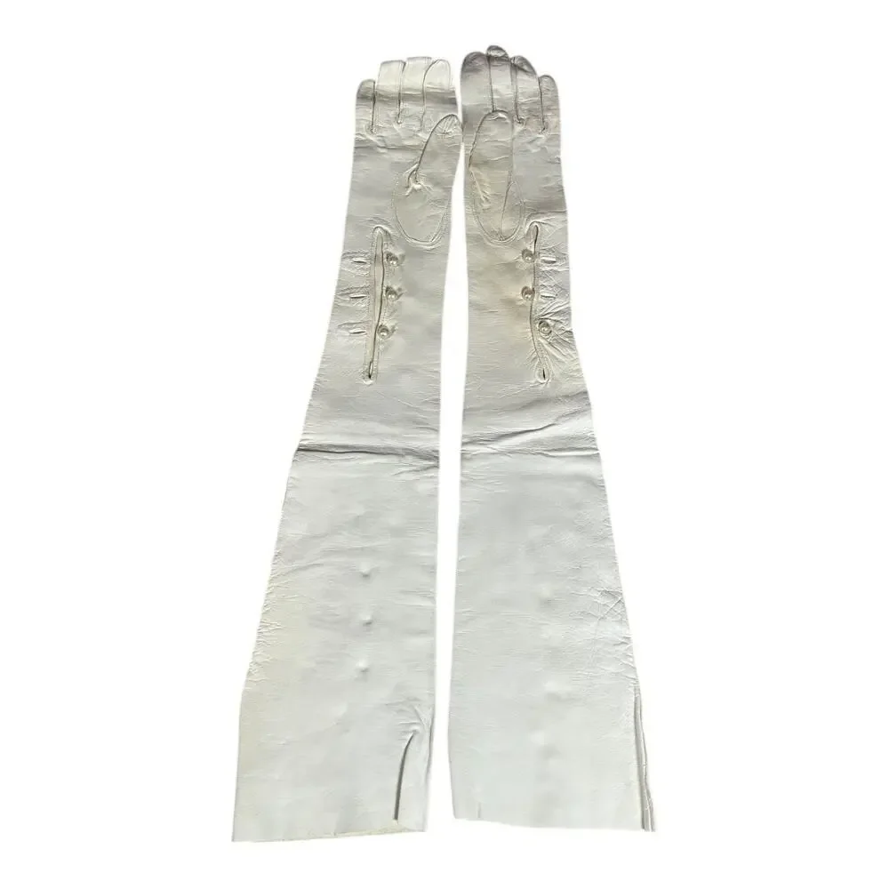 Vintage Mantessa Long White Opera Gloves Antique Soft Perl Clasp Detail X-Small